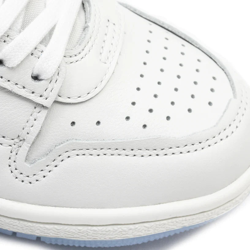 Women's  Air Ship PE SP - Summit White/Rush Fuchsia