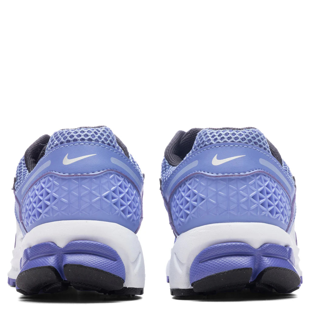 Women's Zoom Vomero 5 - Royal Pulse/Metallic Platinum/Football Grey