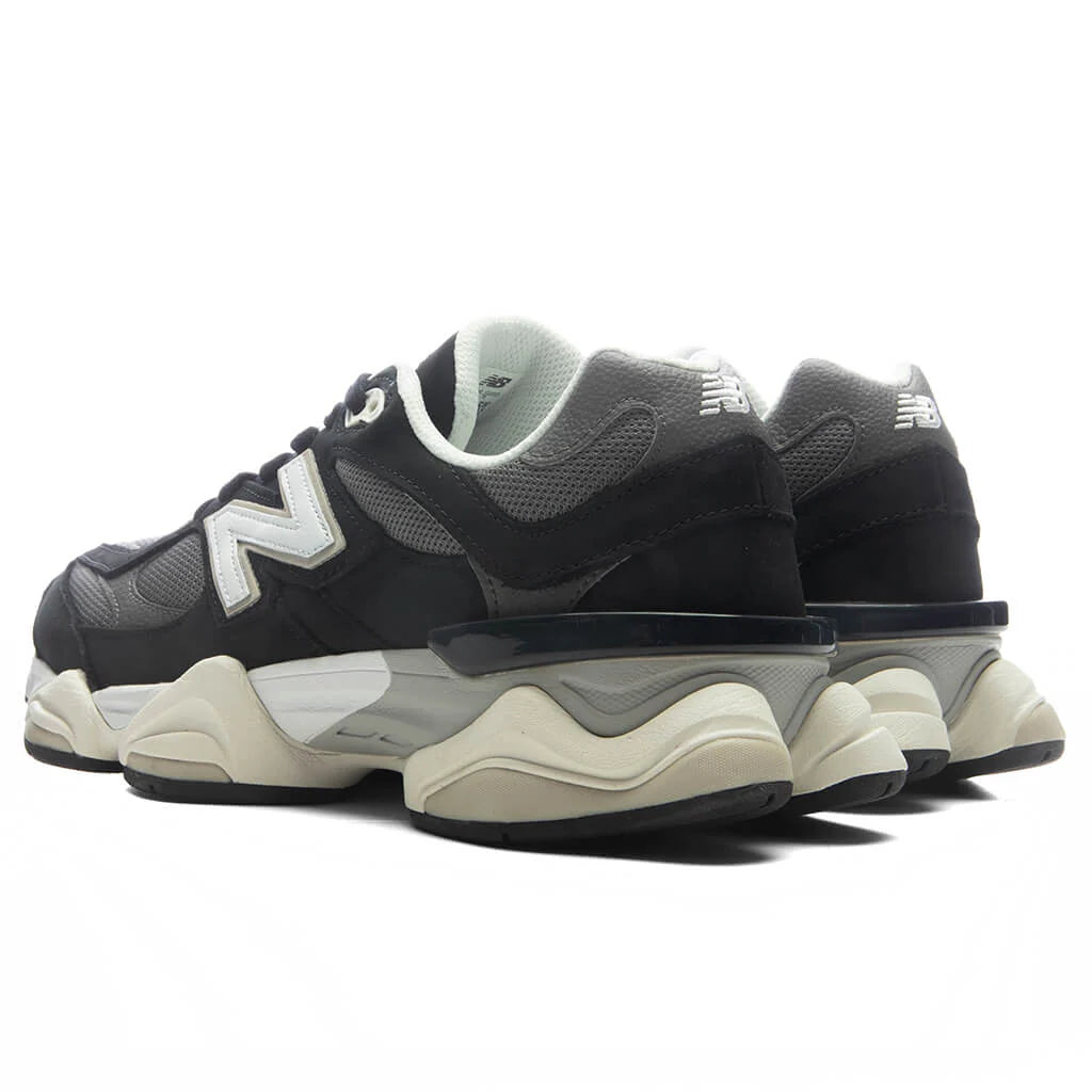 9060 Black Tornado
