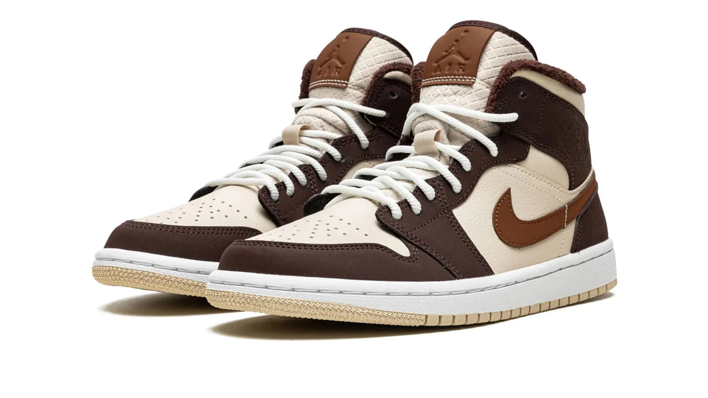 AIR JORDAN 1 MID SE WMNS Brown Basalt Fleece