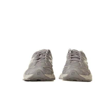 NEW BALANCE 9060 GREY WHITE