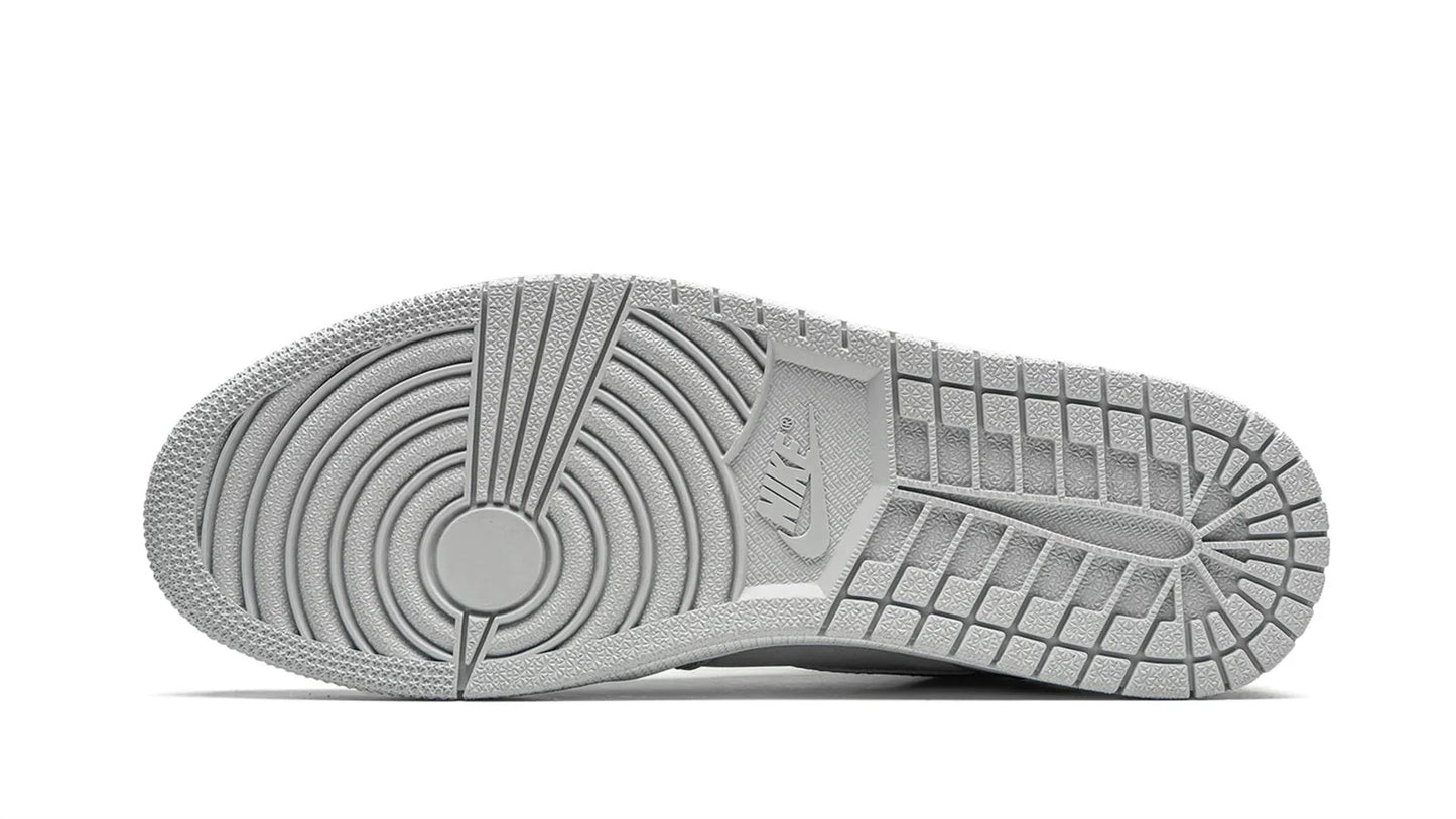 Air Jordan 1 Retro High COJP Metallic Silver