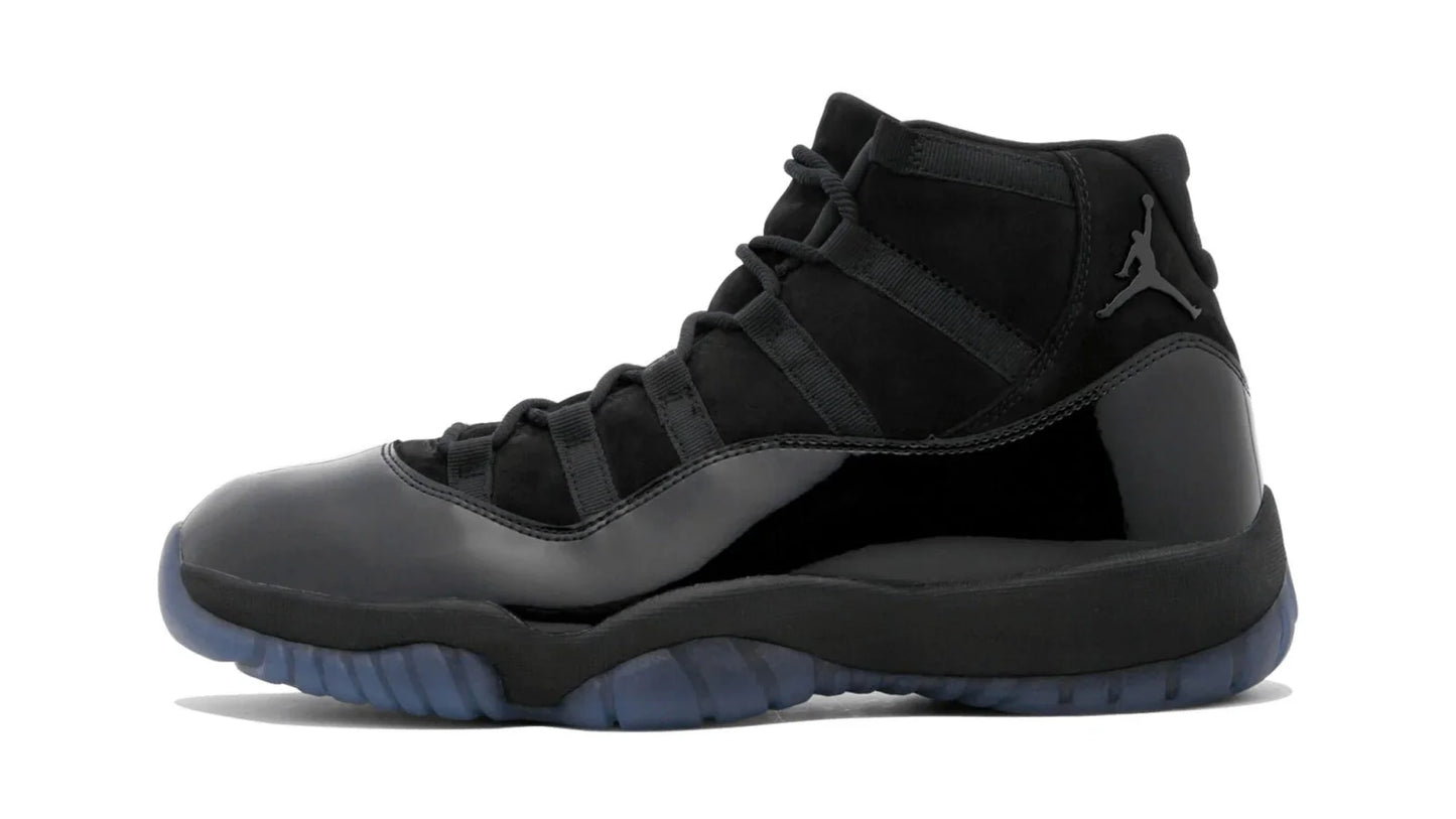 Air Jordan 11 Retro Cap Gown
