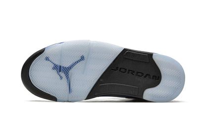 Air Jordan 5 Retro SE UNC