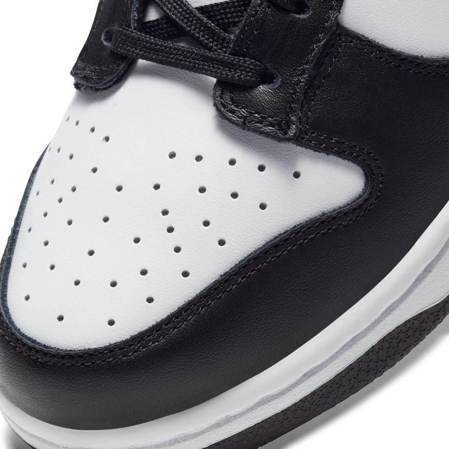 Women's Dunk Low - White/Black