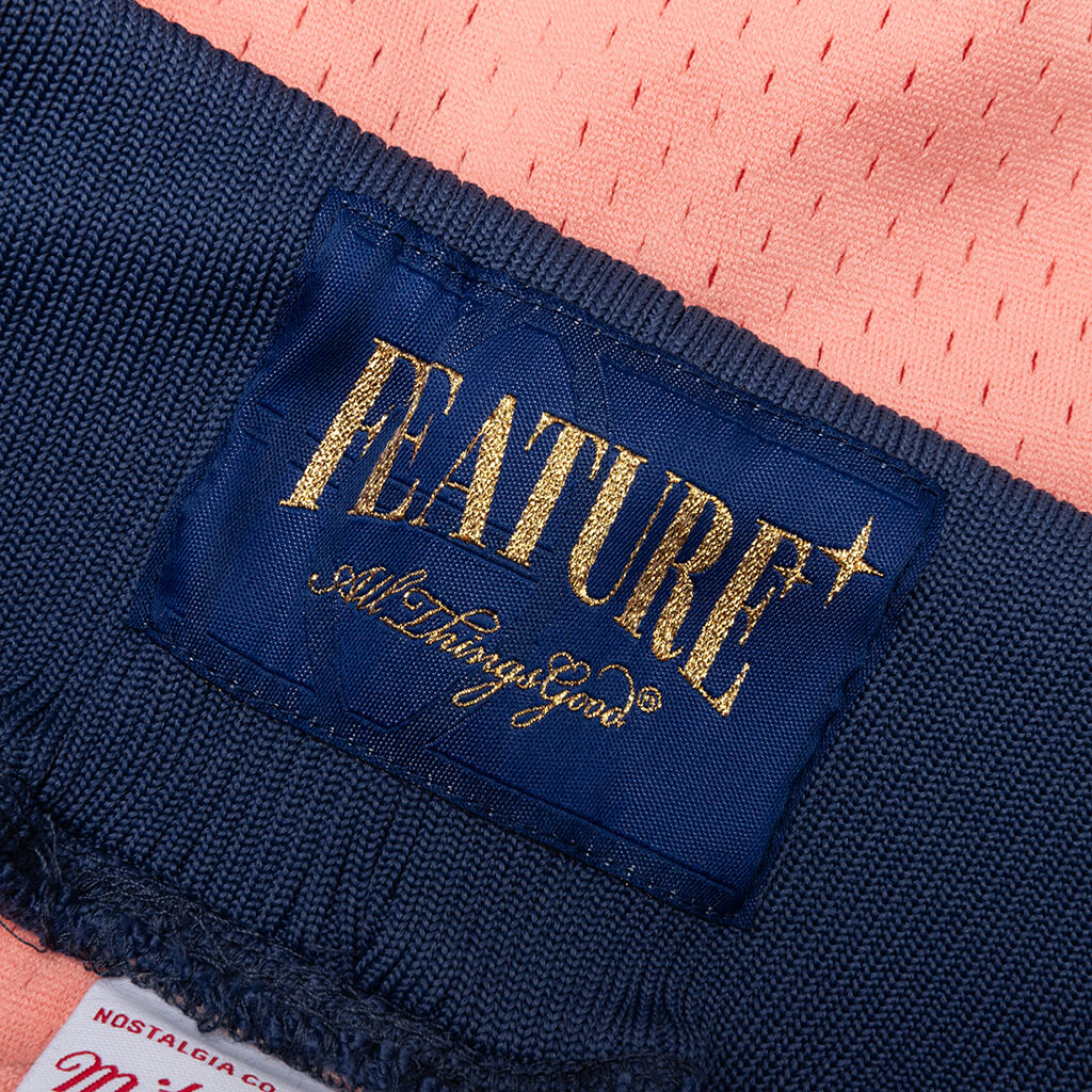 Feature x Mitchell Ness Shorts Pink