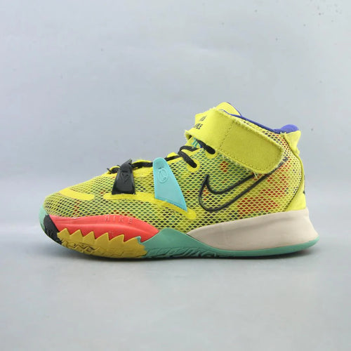 KYRIE 7