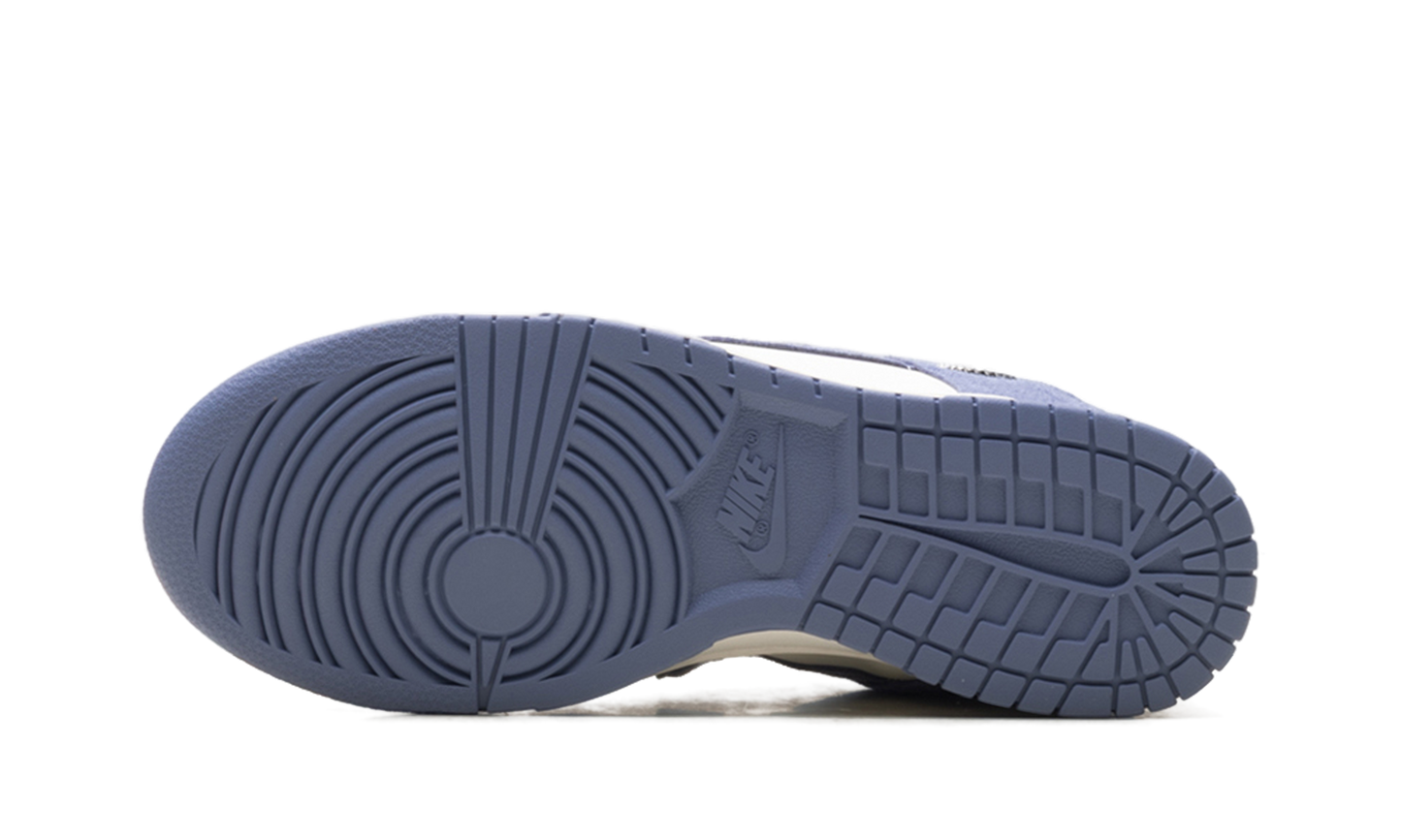 Dunk Low WMNS"World Indigo Mini Swoosh" IB4417 103