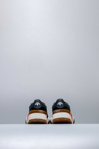 Alexander Wang Collection Mens Trainer Shoe Black White