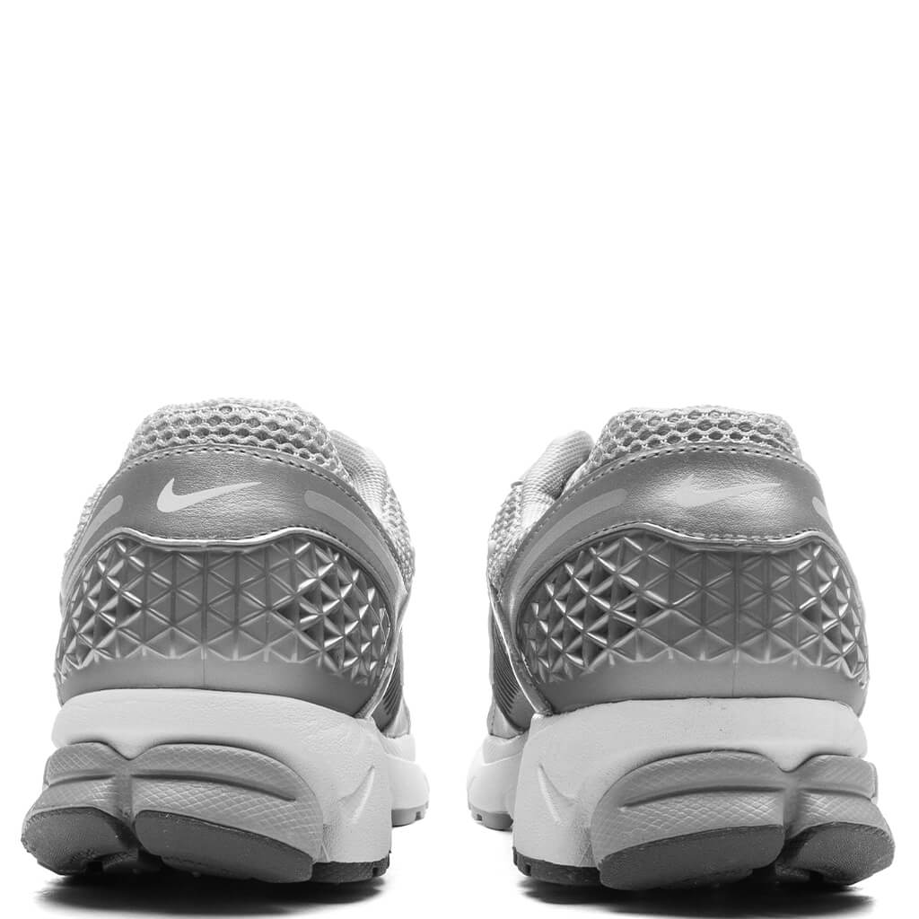 Zoom Vomero 5 Wolf Grey White Metallic Silver