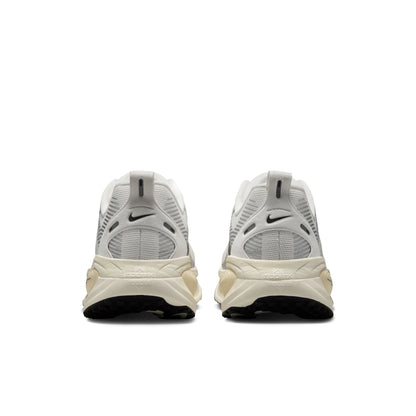 NIKE VOMERO 18 SUMMIT WHITE