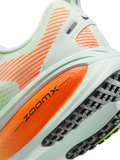 Nike Vomero 18 Mens Shoe