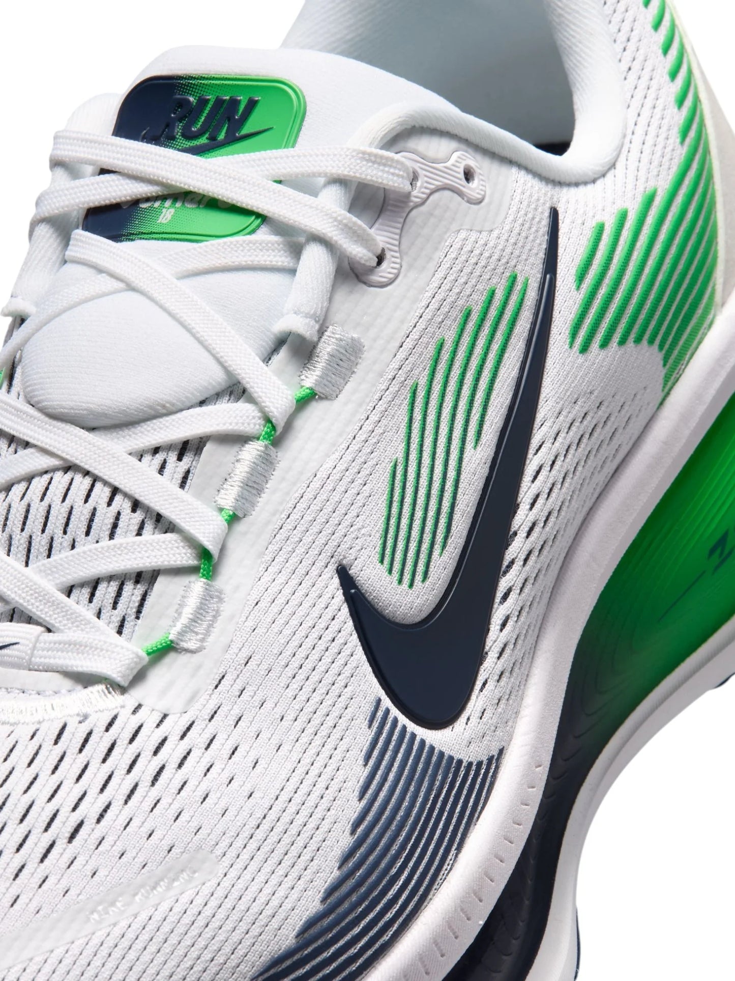 Nike Vomero 18 Mens Shoe