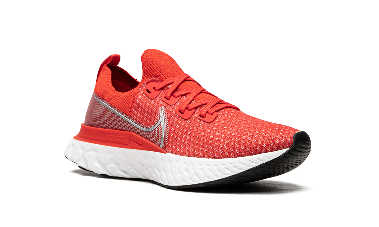 REACT INFINITY RUN FLYKNI MNS WMNS DC2054 600