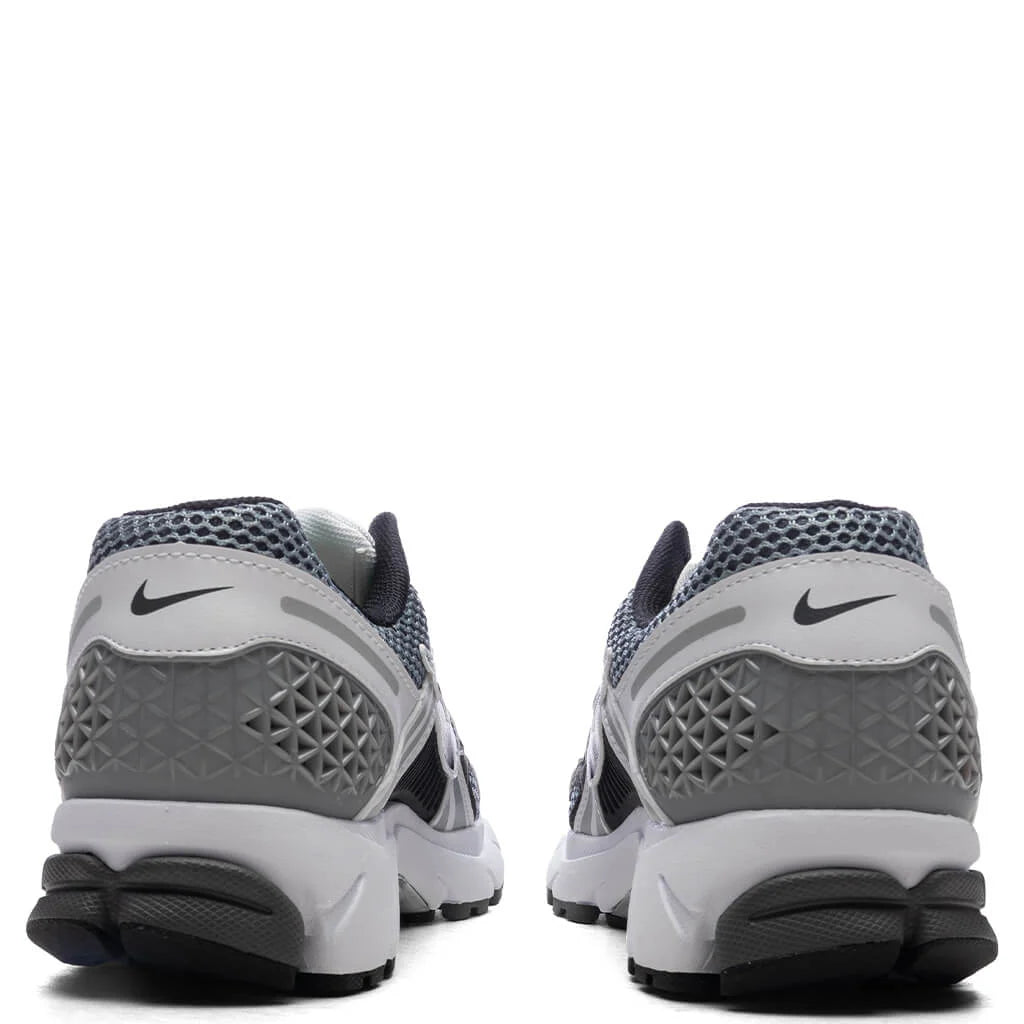 Zoom Vomero 5 SE SP Dark Grey Black White Sail