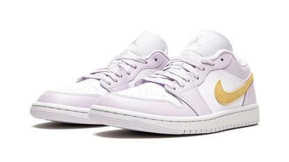 AIR JORDAN 1 LO WMNS Barely Grape