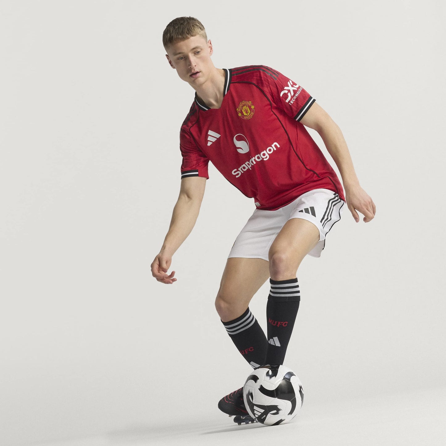 adidas Manchester United Home Authentic Mens Soccer Jersey 25 26 Red