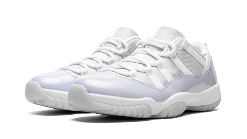 AIR JORDAN 11 LO WMNS Pure Violet