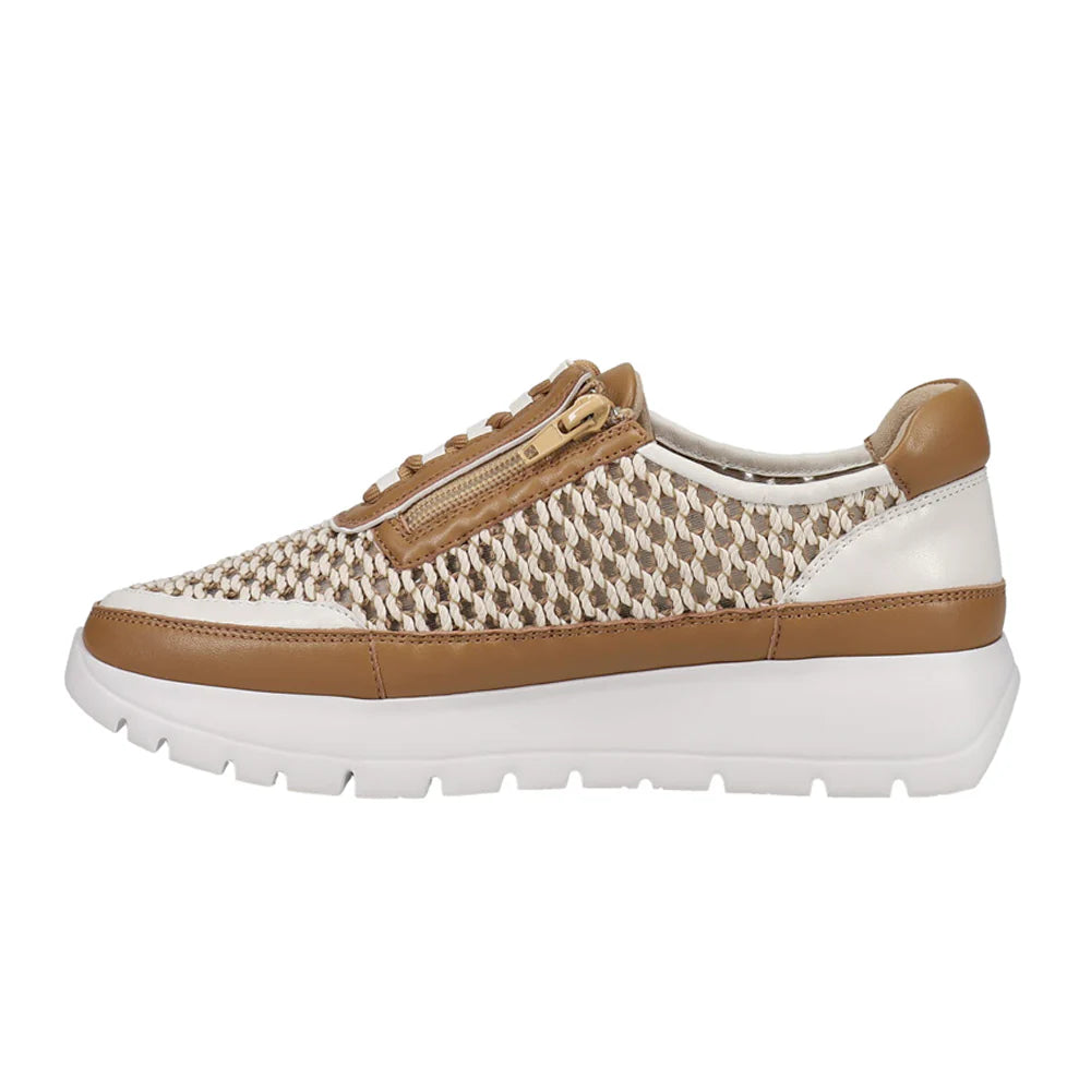 Qubi Slip On Sneakers