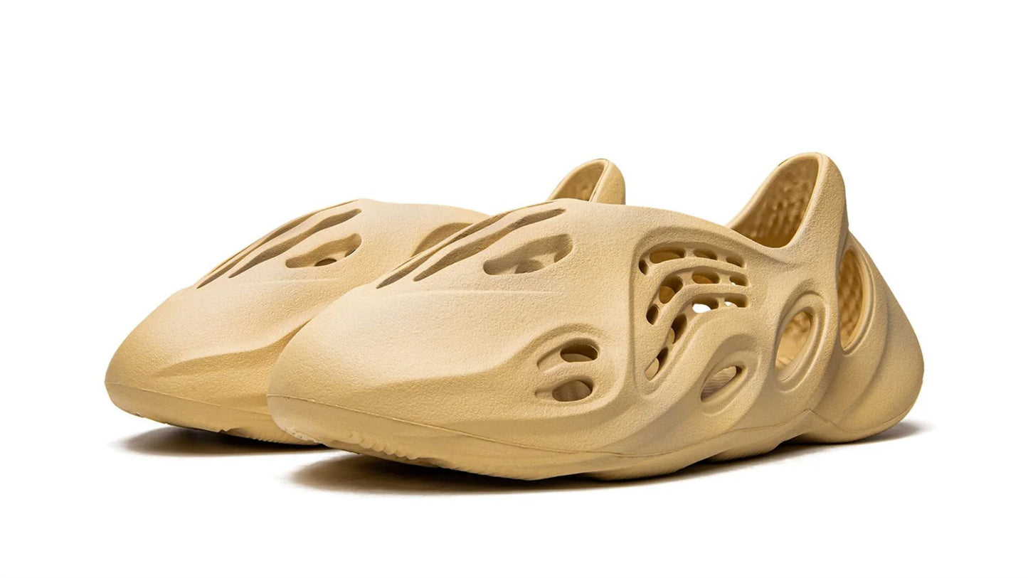YEEZY FOAM RUNNER Desert Sand