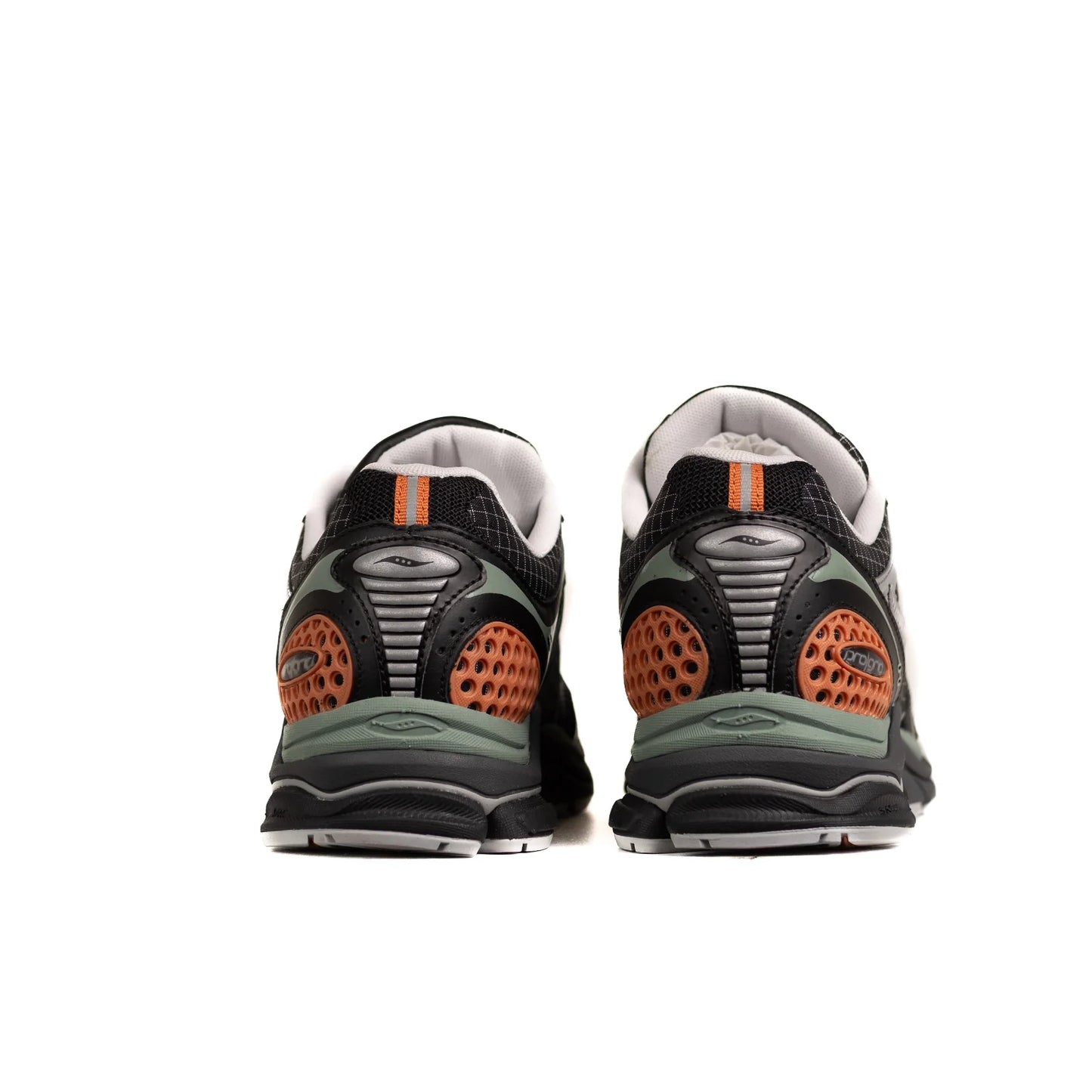 SAUCONY PROGRID TRIUMPH 4 SHADOW