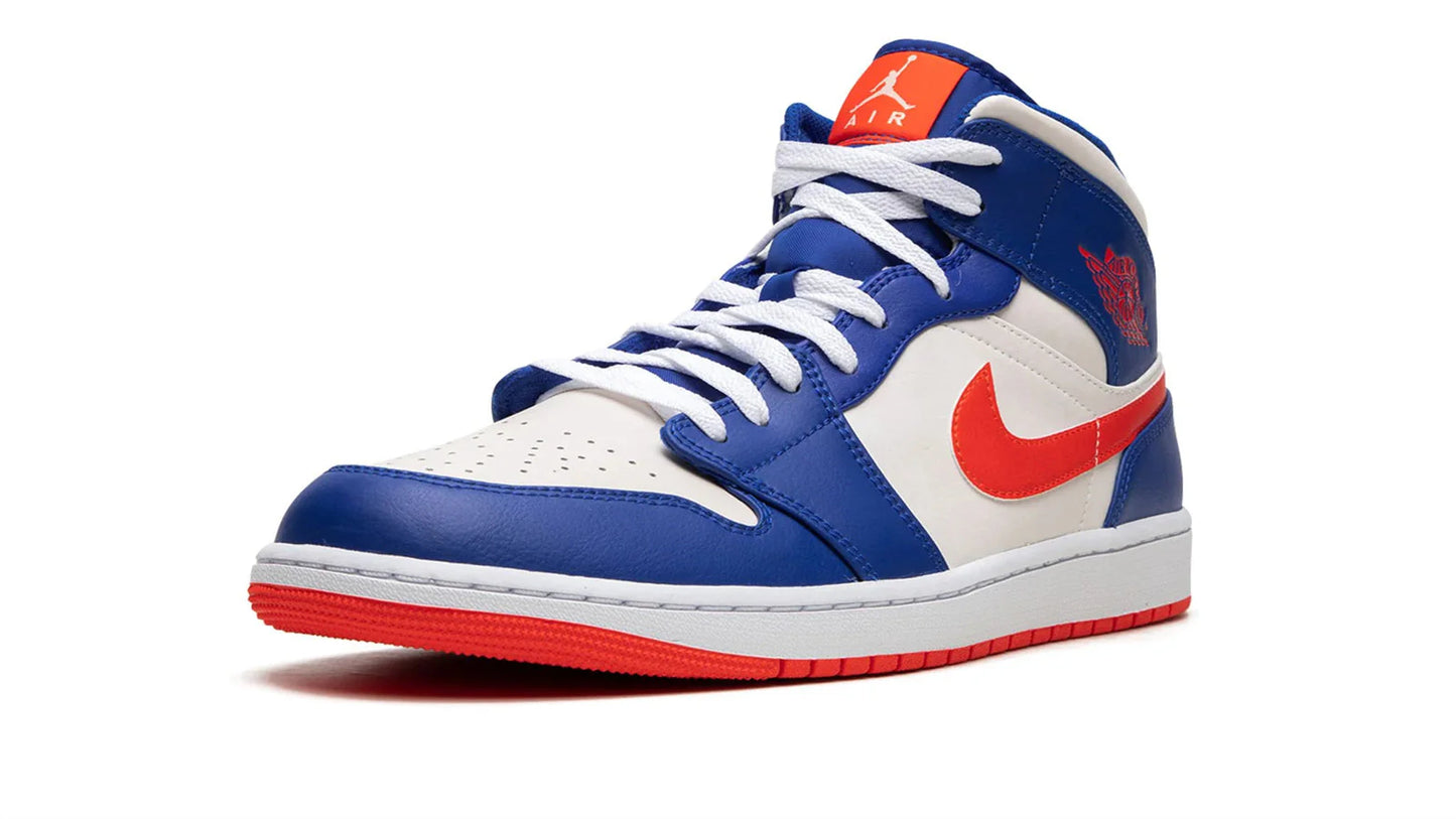 Air Jordan 1 MID Knicks