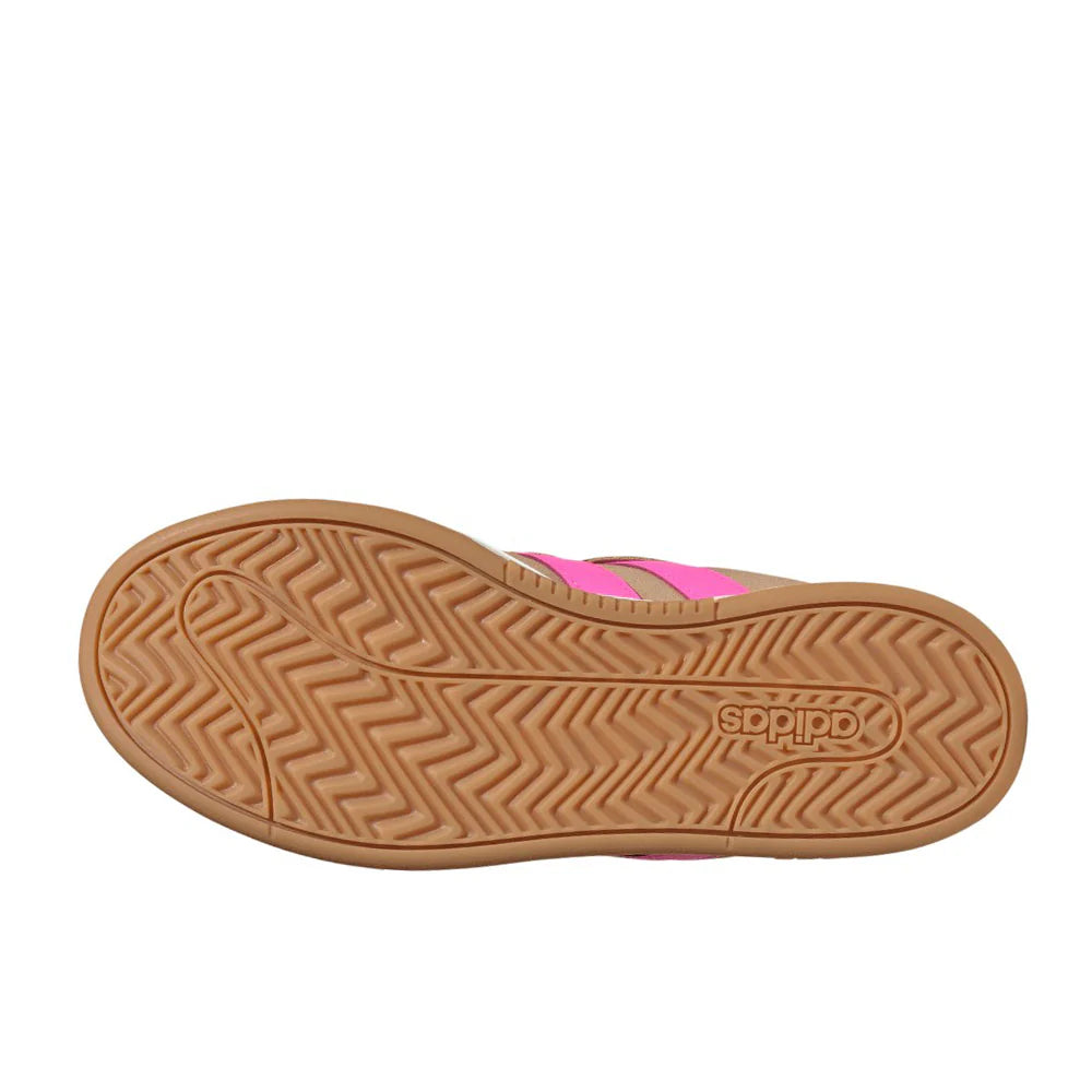 Grand Court Alpha 00s Lace Up Sneakers