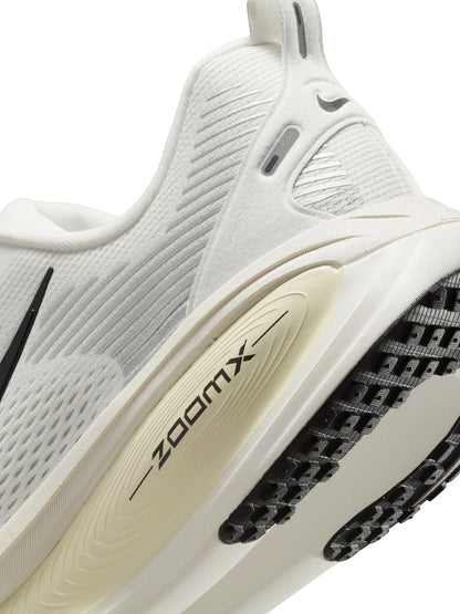 Nike Vomero 18 Mens Shoe