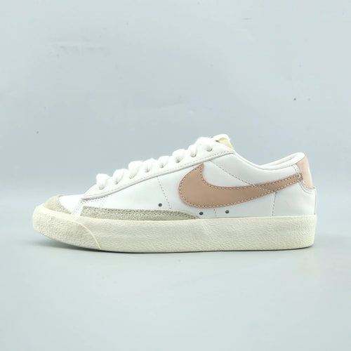 BLAZER LOW '77