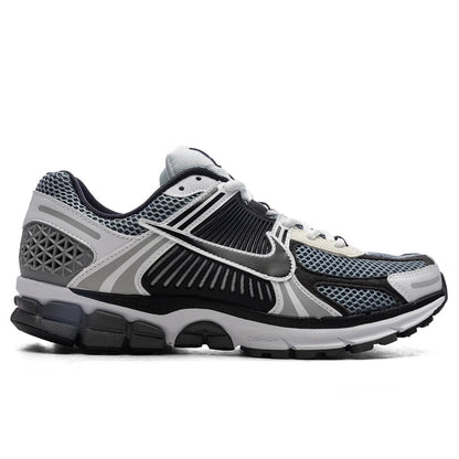 Zoom Vomero 5 SE SP Dark Grey Black White Sail