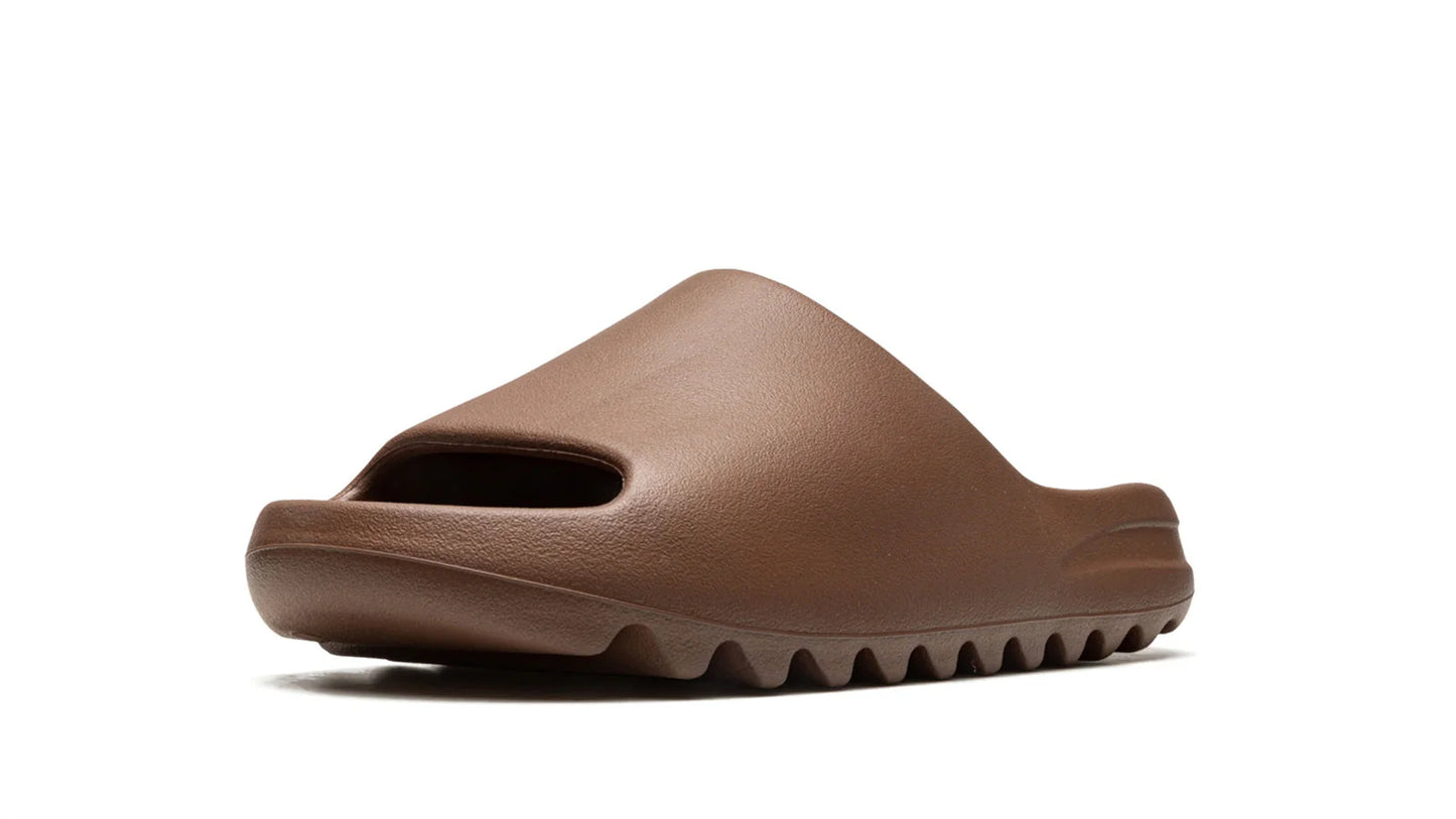 YEEZY SLIDE Core 2021