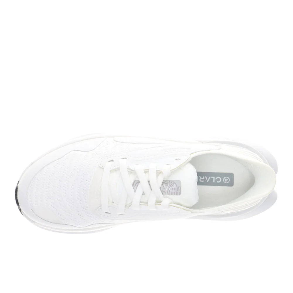 Pace Sneakers