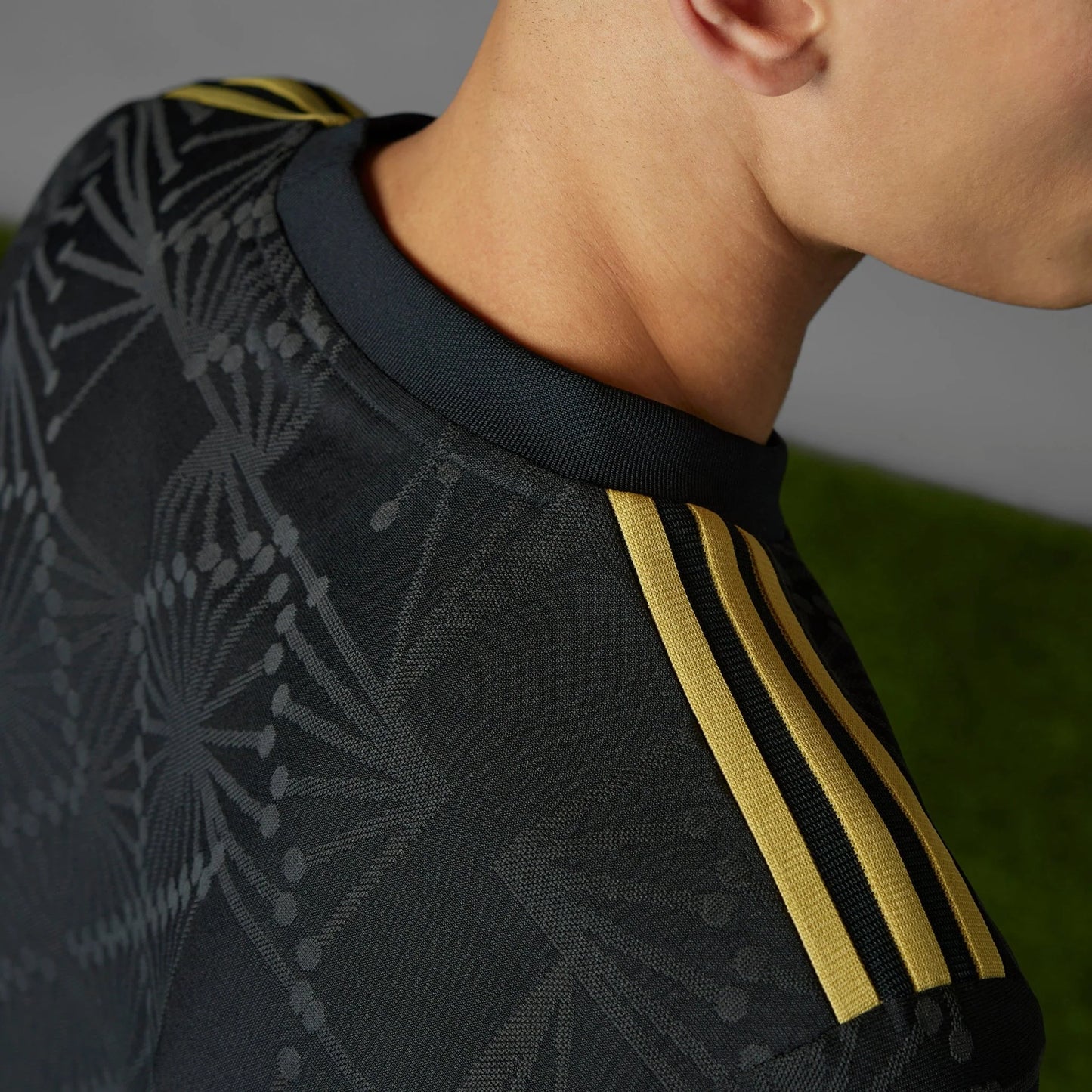 adidas Mens Mexico Gold Jersey 25 Black