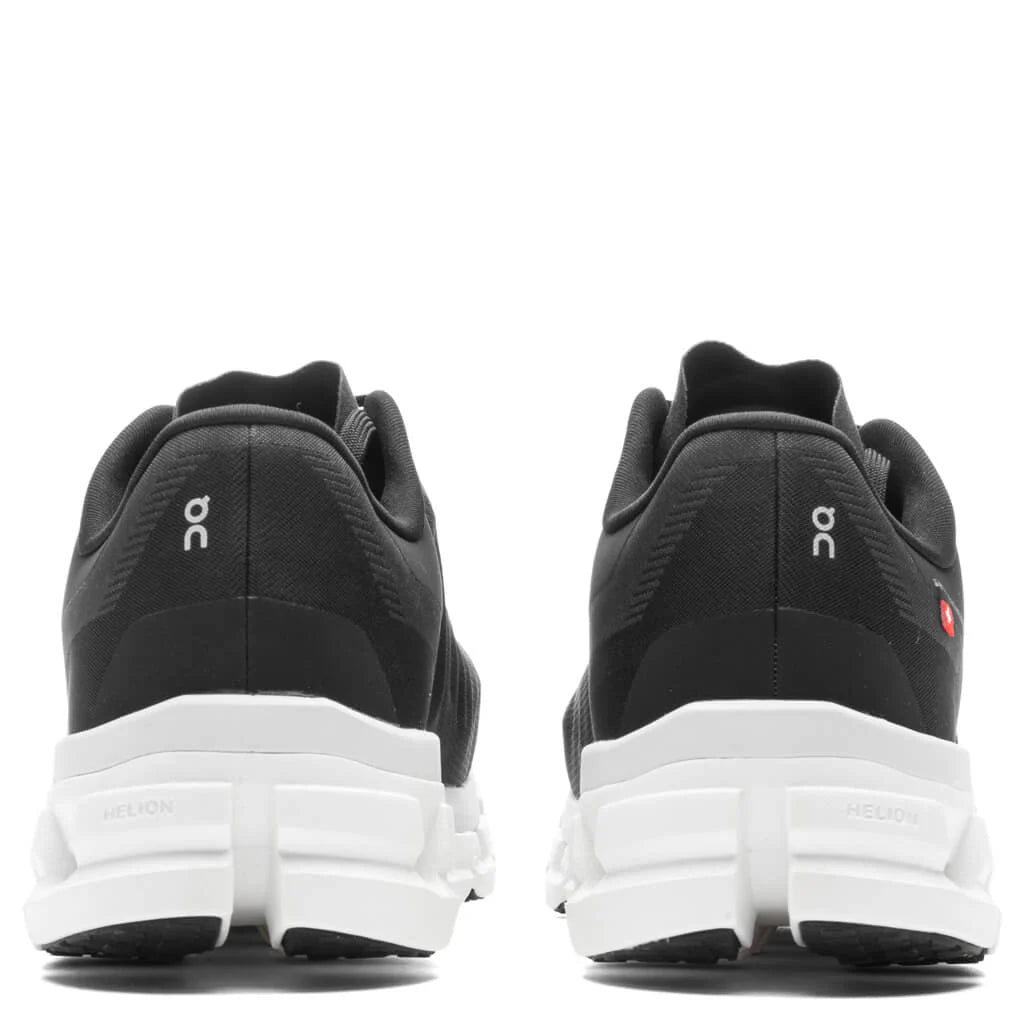 Cloudflow 4 Black White