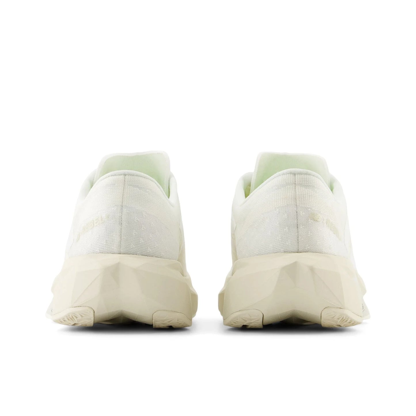 Women's FuelCell Rebel v4