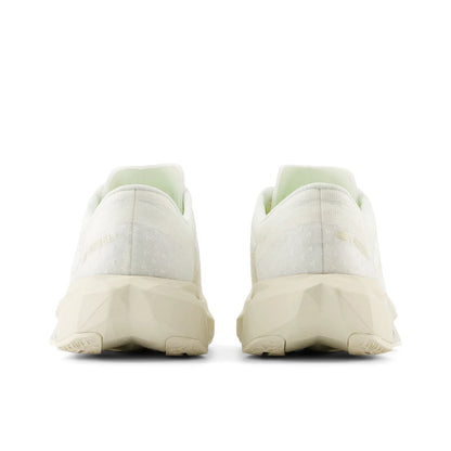 Women's FuelCell Rebel v4