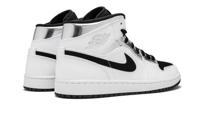 Air Jordan 1 Mid Alternate Think 16