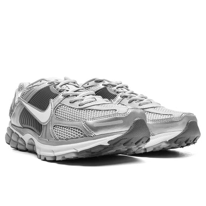 Zoom Vomero 5 Wolf Grey White Metallic Silver