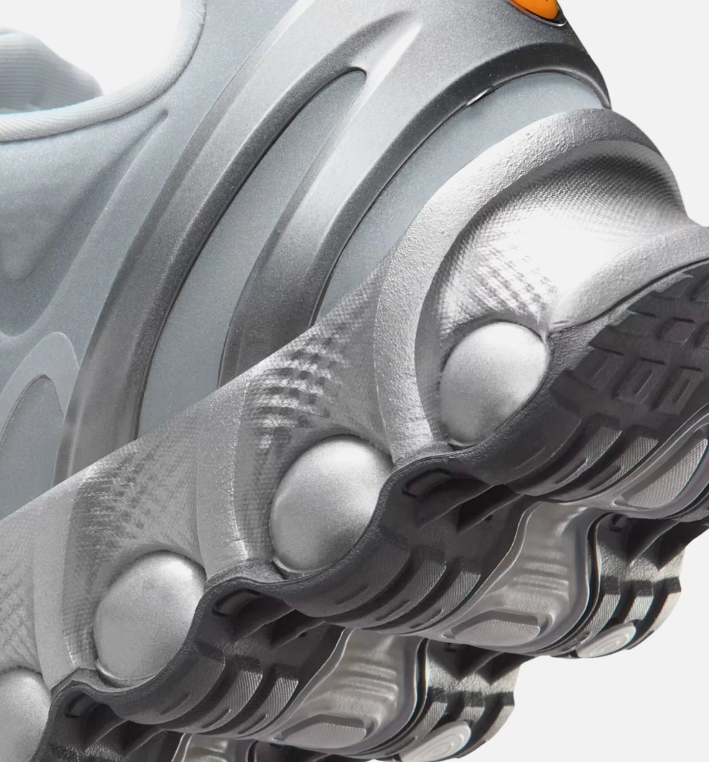 Air Max DN Metallic Silver and Black Mens Lifestyle Shoe Metallic Silver Black