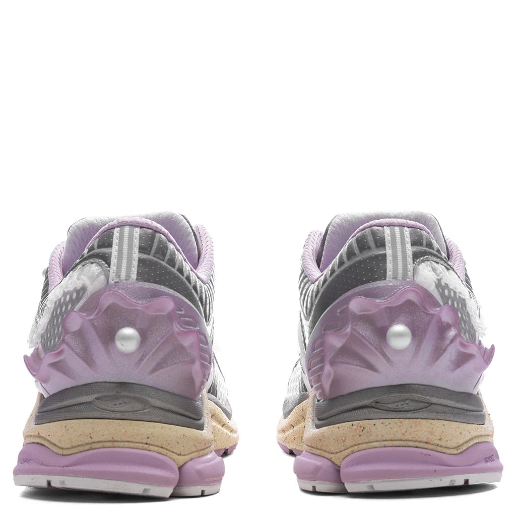 Saucony x METAGIRL Womens Progrid Paramount Daughter of the Moon Moon Lilac