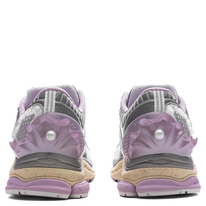Saucony x METAGIRL Womens Progrid Paramount Daughter of the Moon Moon Lilac