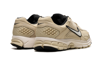 Air Zoom Vomero 5 WMNS"Team Gold" FJ2028 700
