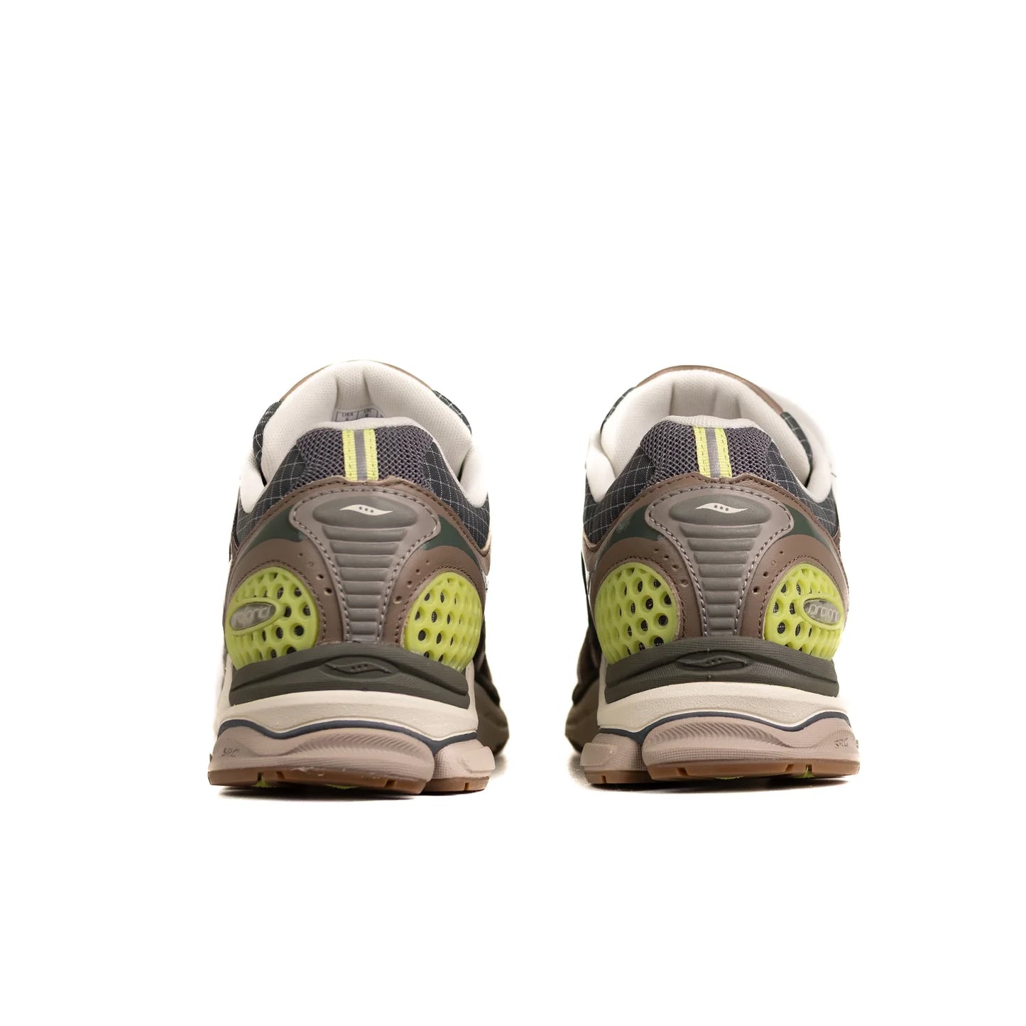 SAUCONY PROGRID TRIUMPH 4 CARBON TAUPE