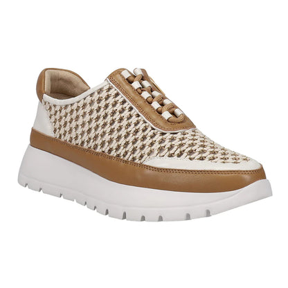 Qubi Slip On Sneakers