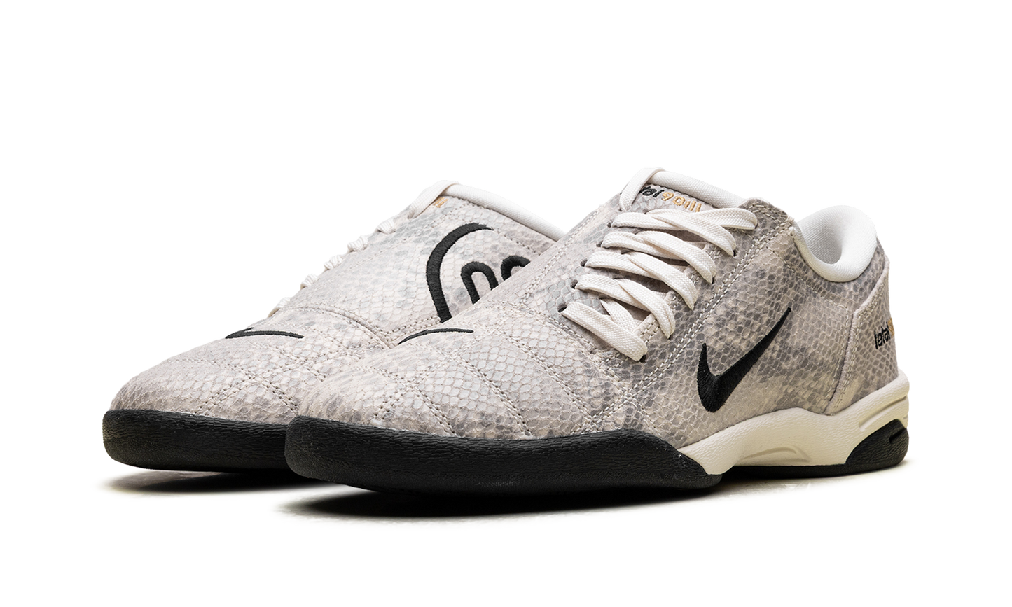Total 90 III SE WMNS"Snakeskin - Pale Ivory" IB4204 100