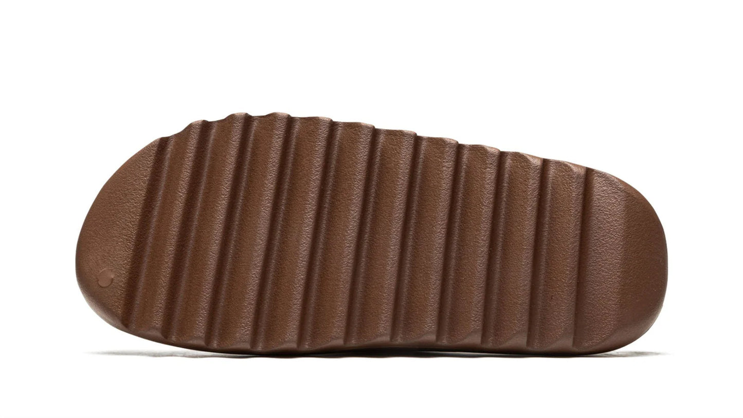 YEEZY SLIDE Core 2021