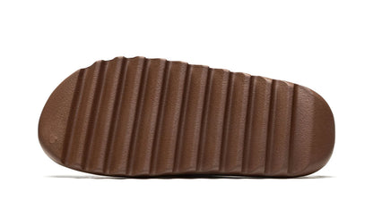 YEEZY SLIDE Core 2021