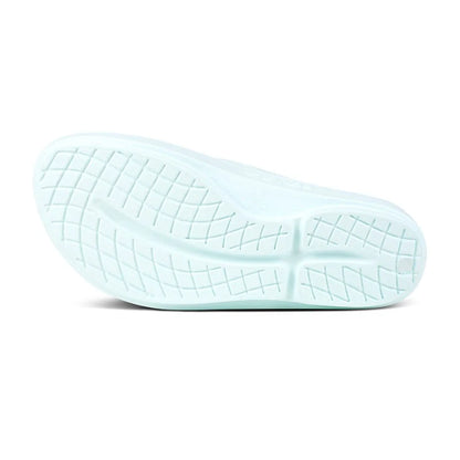 Women's OOlala Thong Sandal in Ice