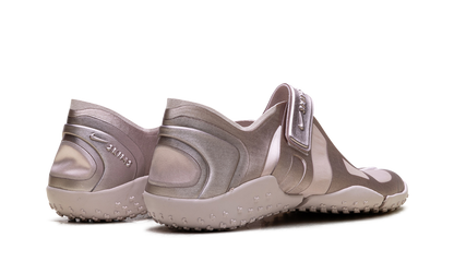 Air Rift Satin WMNS"SKIMS - Slit Red" IQ7158 600