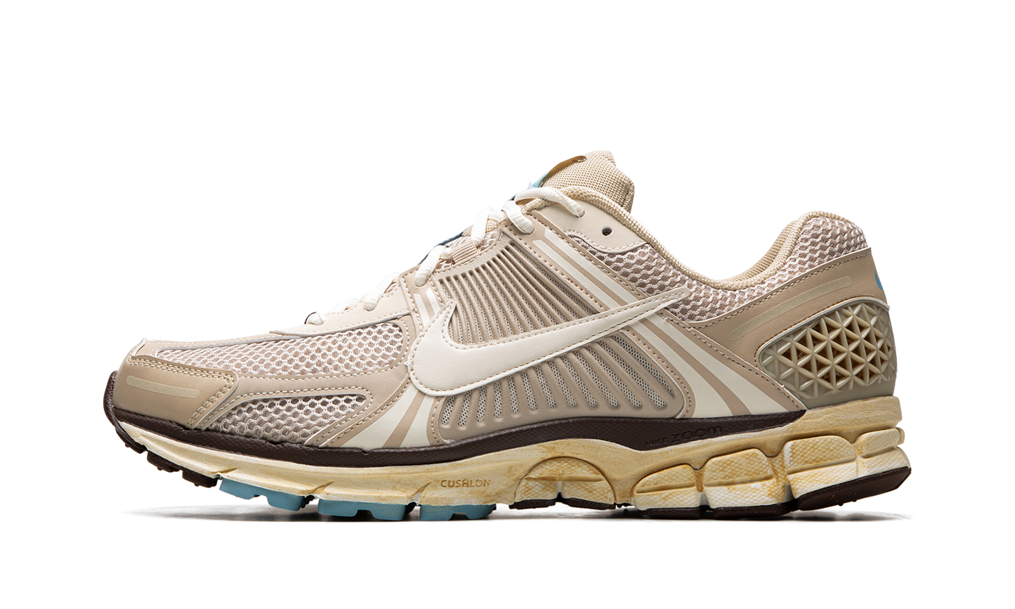 VOMERO 5 MNS WMNS"Oatmeal" FB8825 111